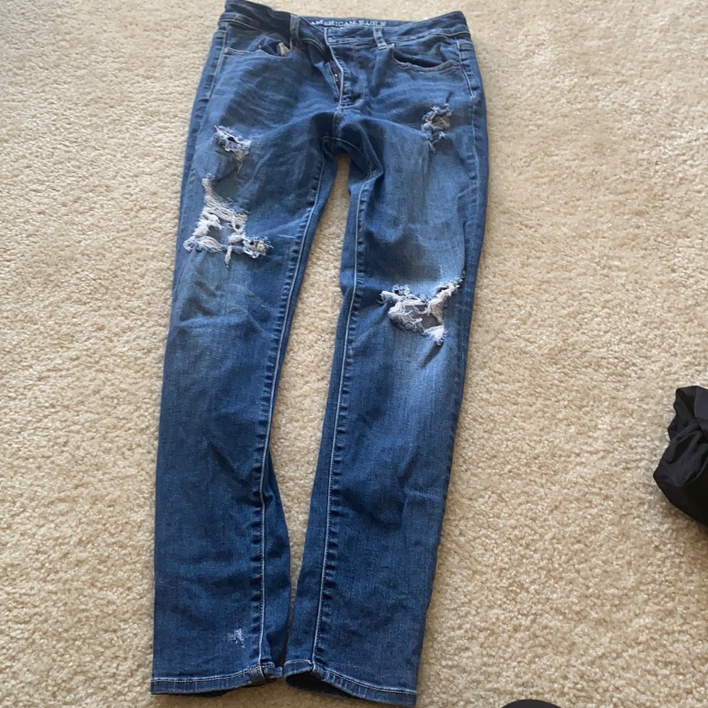 American eagle ripped skinny jeans